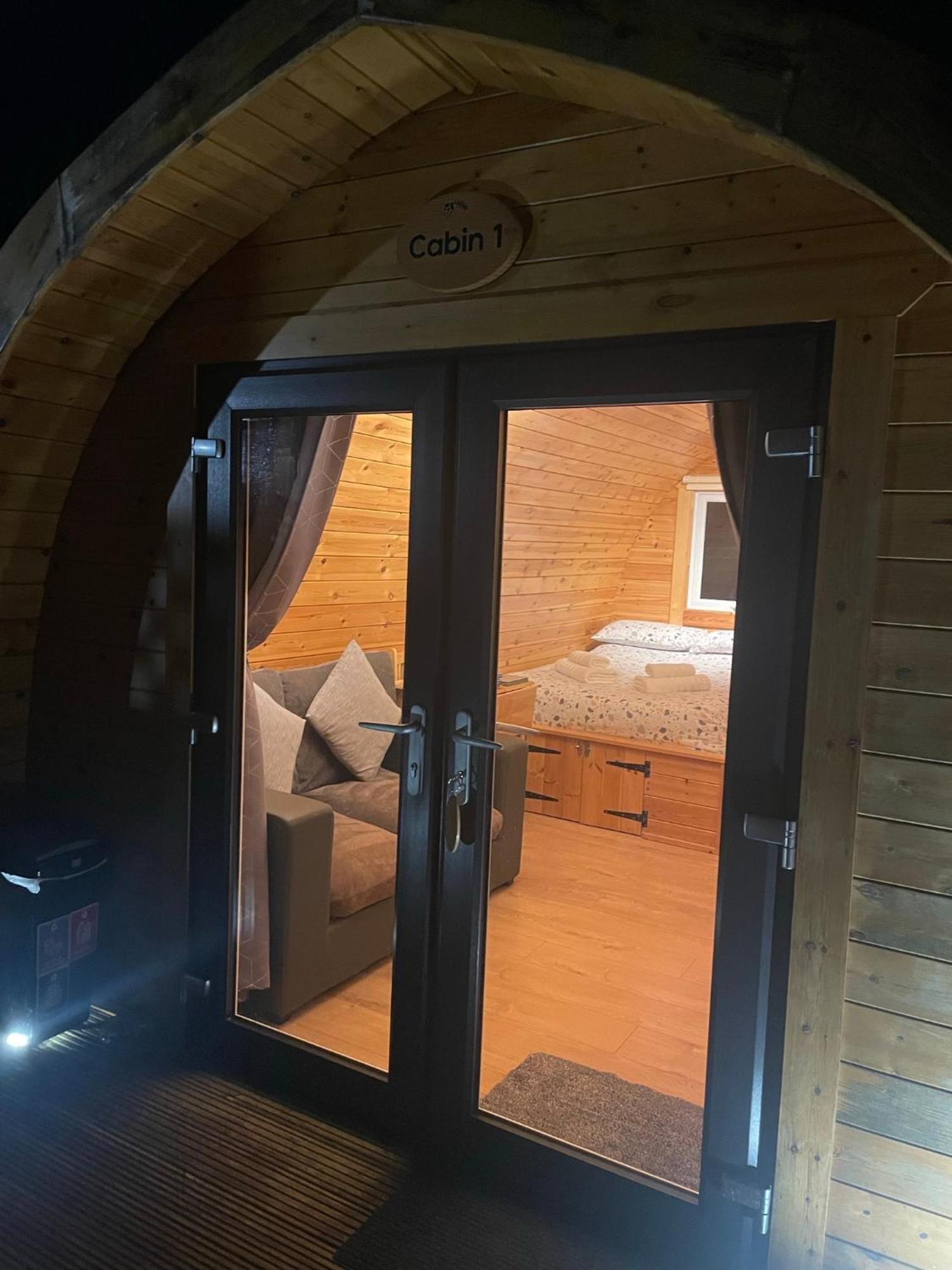Conifer Cabins Fort William Zewnętrze zdjęcie